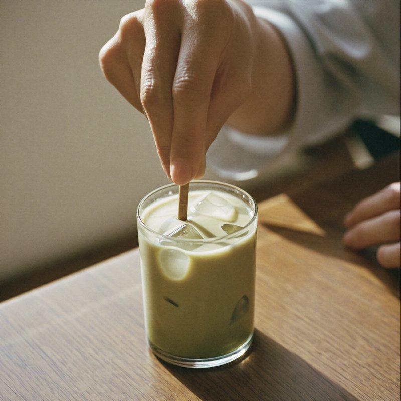 personality , hands stirring matcha